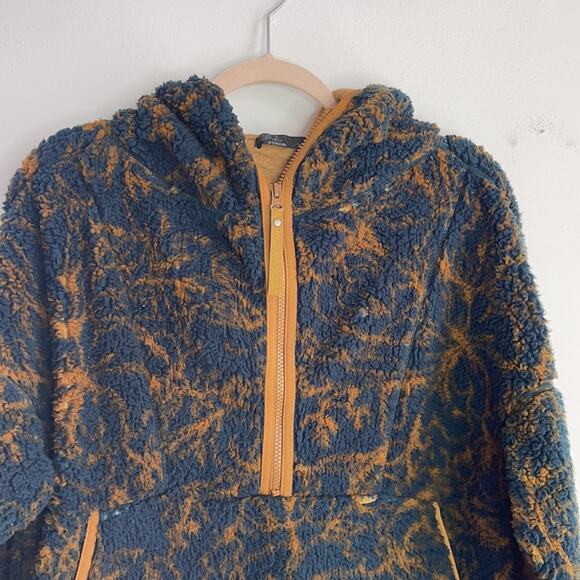 Prana Polar Escape 1/4 zip teddy plush hooded pullover sweatshirt sz XS - Picture 3 of 10